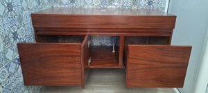 Mueble de madera